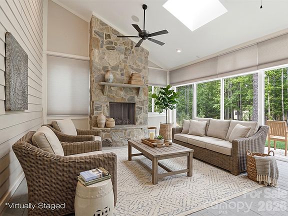 5th image of 4112 Persimmon Rd