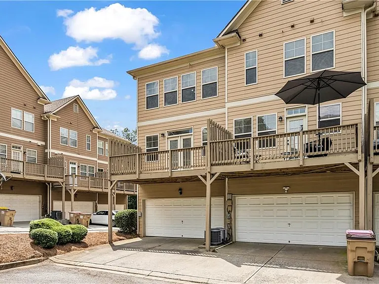 501 Grove Field Ct — Photo 7