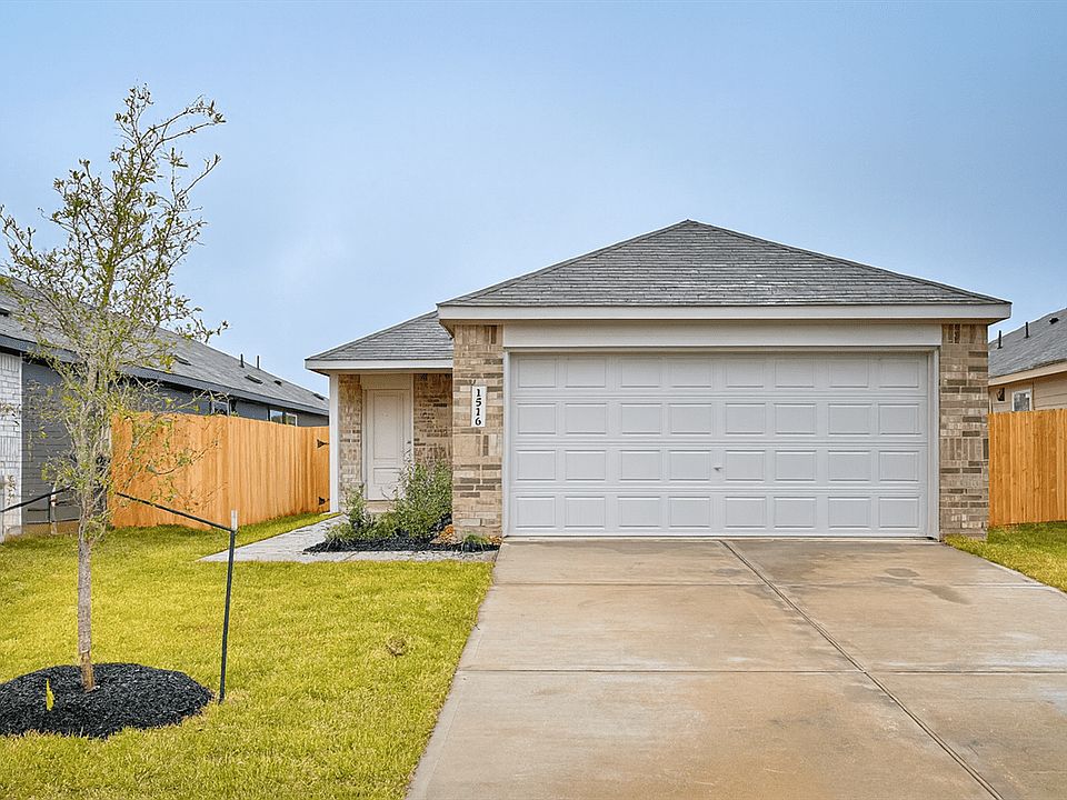 1st image of 1516 Sunset Ridge Dr