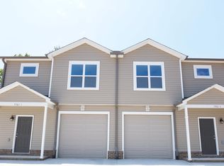 1561 14th Ave NE, Hickory, NC 28601