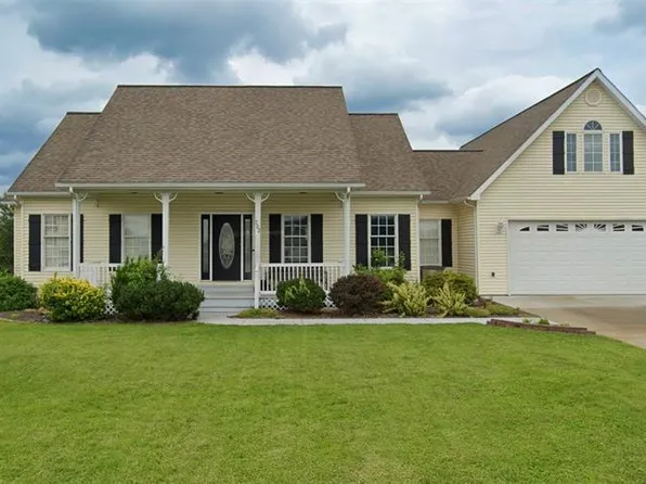202 Redbud Dr, Fredericktown, MO 63645
