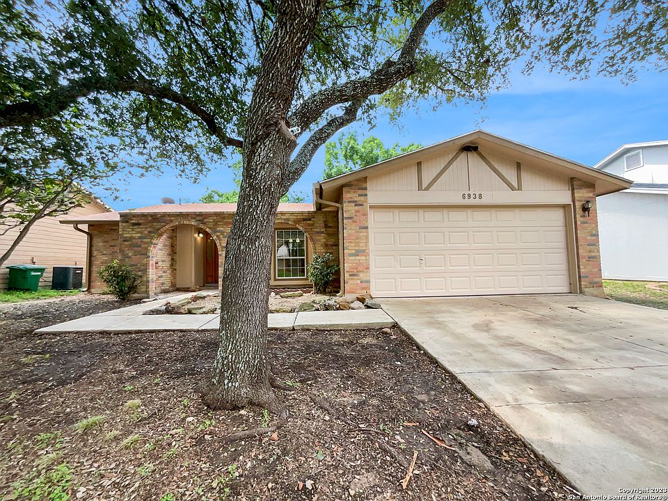 1st image of 6938 SUNSET VILLAGE DR