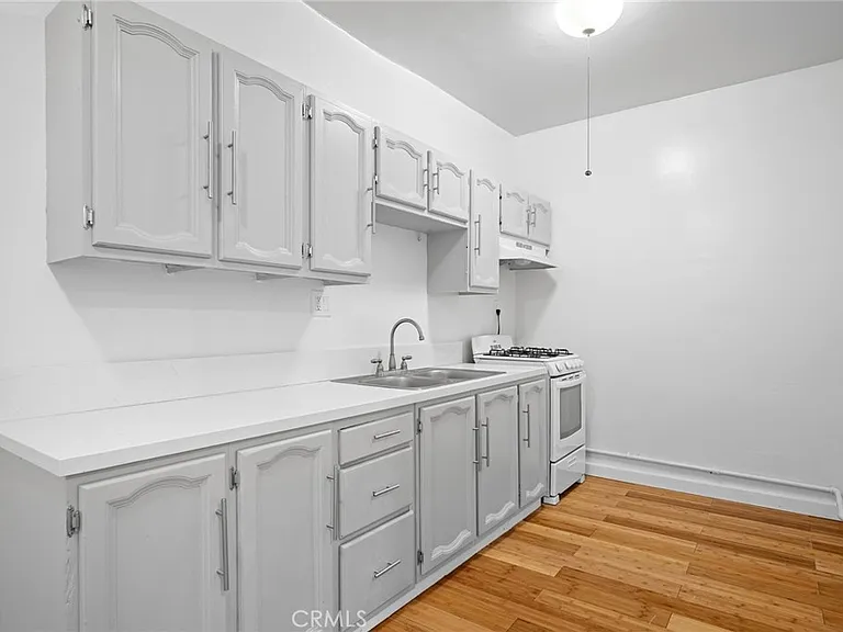 131 S Jackson St #103 — Photo 10