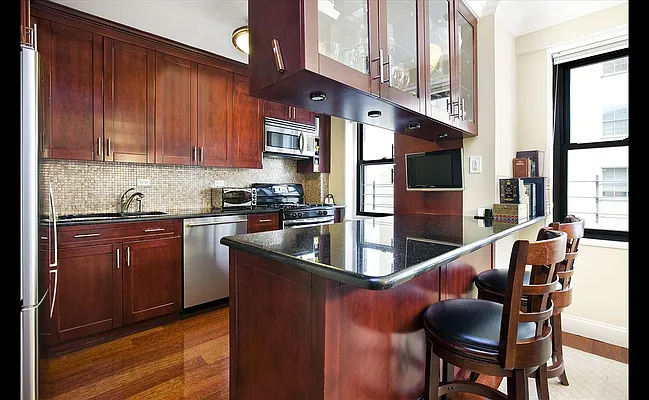 Sold by Douglas Elliman | media 23