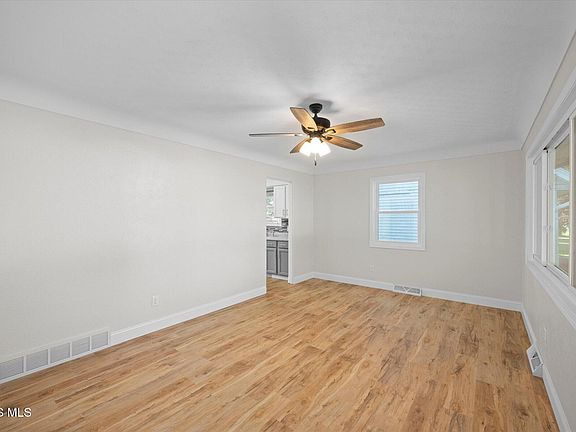 5th image of 5142 Rambo Ln