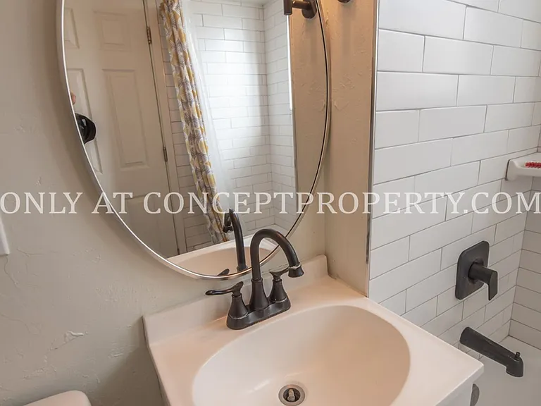 285 E Whitlock Ave — Photo 19