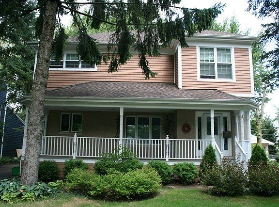 2nd image of 1231 Taylor Ave