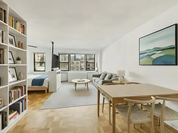 345 East 52nd Street image 1 of 10