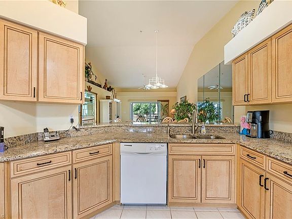 5th image of 26370 Sunderland Dr Unit 4201