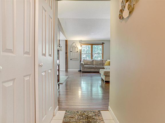 2nd image of 2749 Creekwood Manor Ln