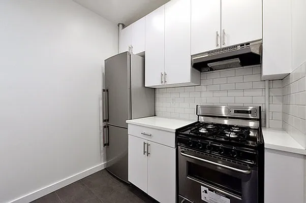 Rented by Aether Property Group | media 14