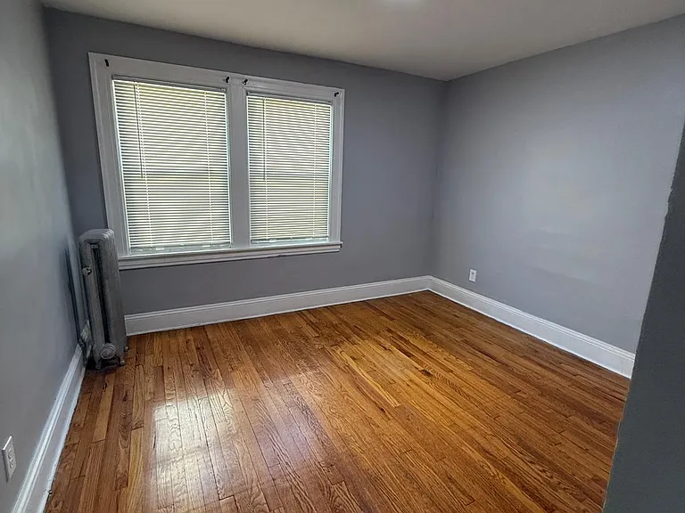 35 Suffolk St #35 — Photo 18