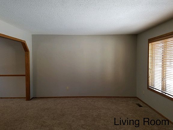 4th image of 5108 S Meadowlark Cir