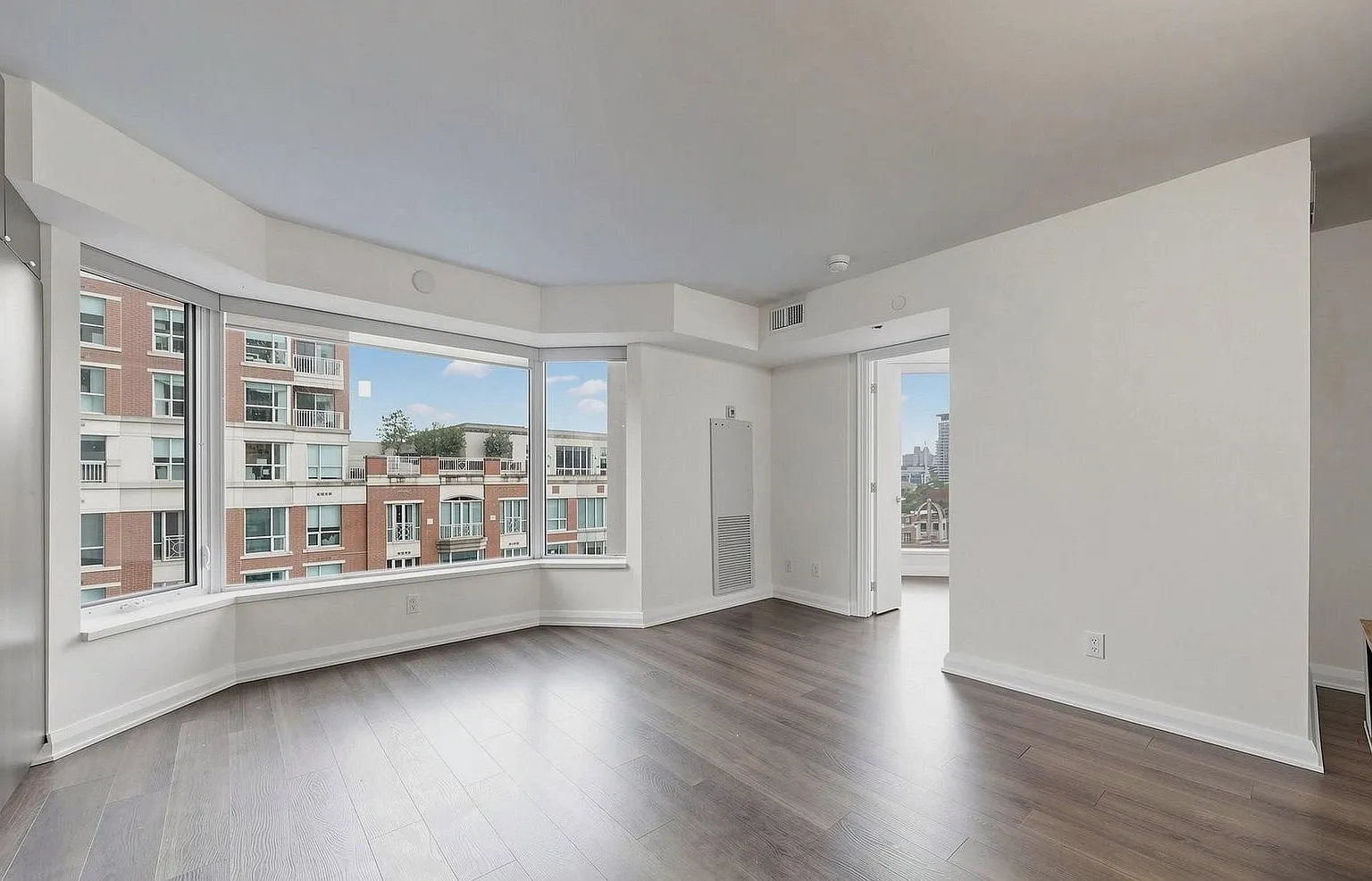 1 bed, 610 sqft, $2,480 — Photo 1