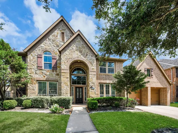 13617 Fountain Mist Dr, Pearland, TX 77584