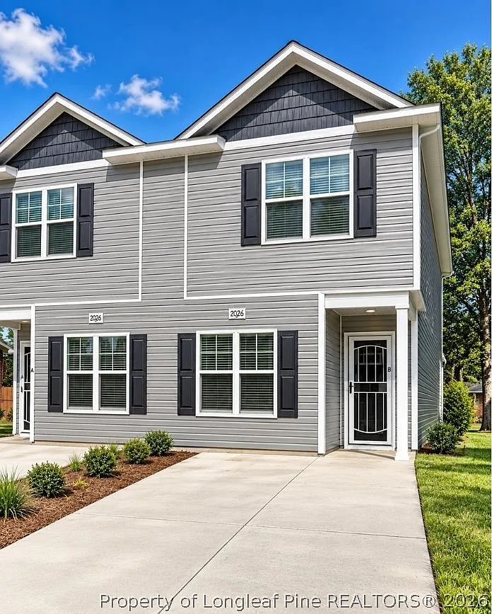 3 bed, 2.5 bath, $1,349 — Photo 1