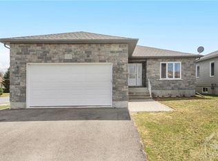 101 Royal Ct, The Nation, ON K0A2M0