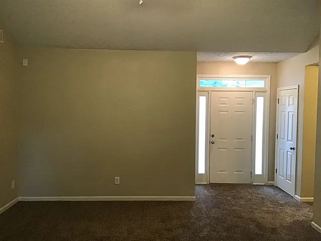 2535 Lakeview Trl — Photo 5
