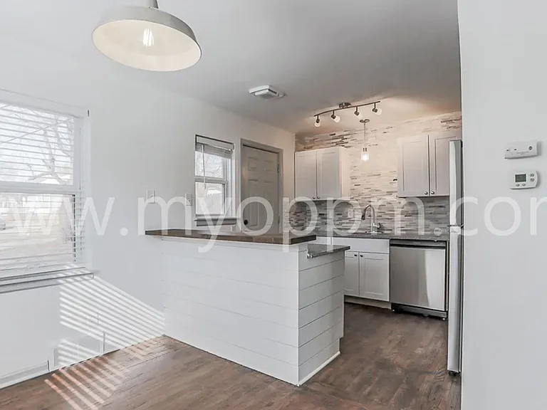 4360 Davenport St — Photo 6