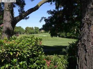 821 Villa Ln APT 1, Moraga, CA 94556