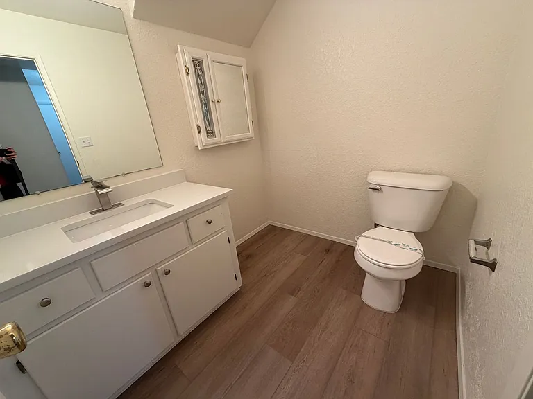 4701 NE 77th Ave #D-16 — Photo 16