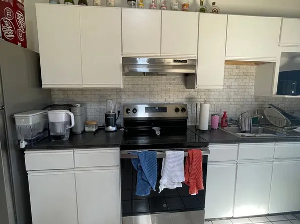 2169 Indianola 4 bedroom 2 full bath units