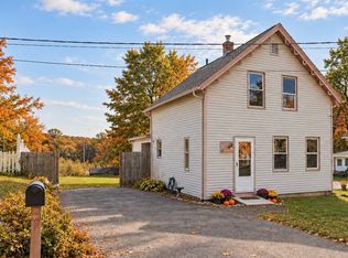 12 Brightside St, Millbury, MA 01527
