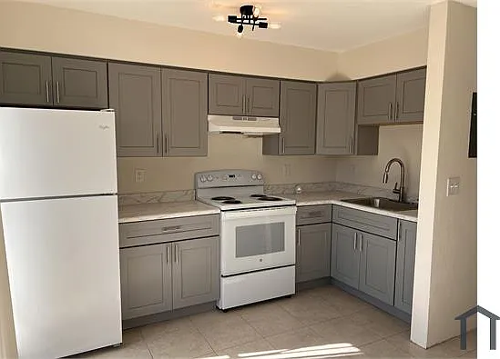 1341 Ridgewood Ave #2 — Photo 1