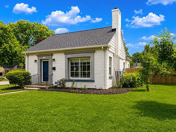 2nd image of 2702 S 46th STREET