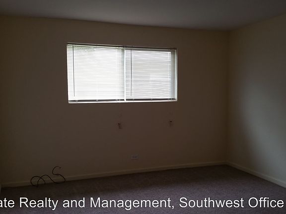 5th image of 4935 Keller St APT 305