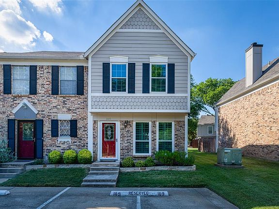 3rd image of 109 Churchill Ln