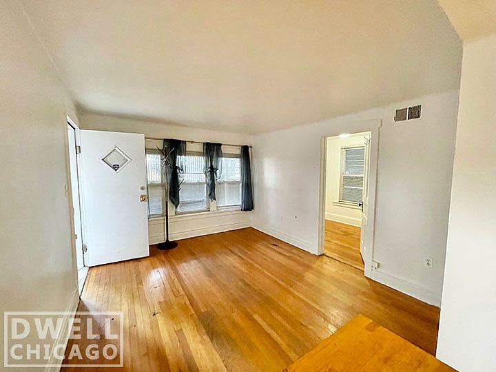 1st image of 1809 W Wabansia Ave