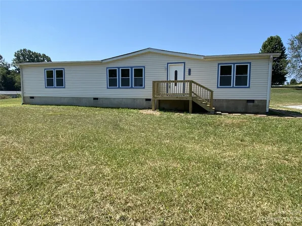31 Kayla Susan Rd, Hendersonville, NC 28792