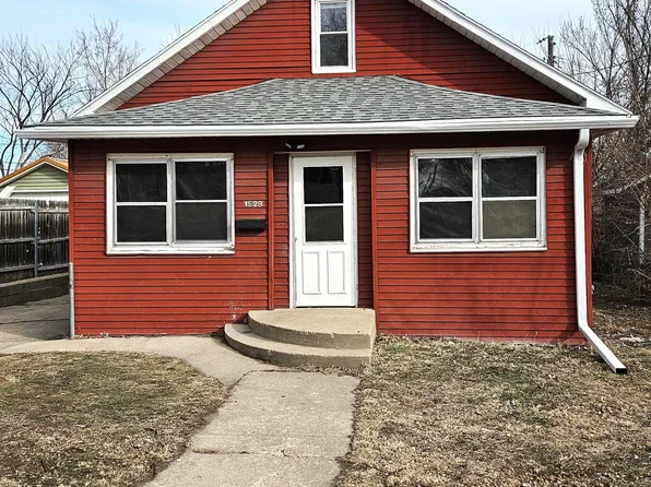 1528 W 10th St, Sioux Falls, SD 57104