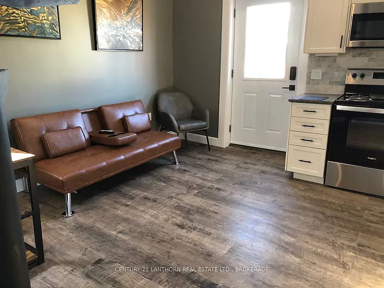 45 Chestnut St #1 — Photo 4
