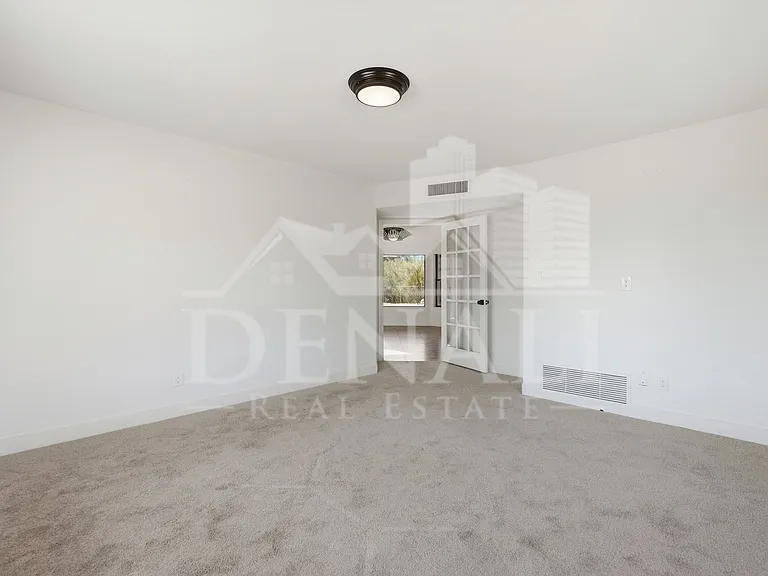10643 N Indian Wells Dr — Photo 31