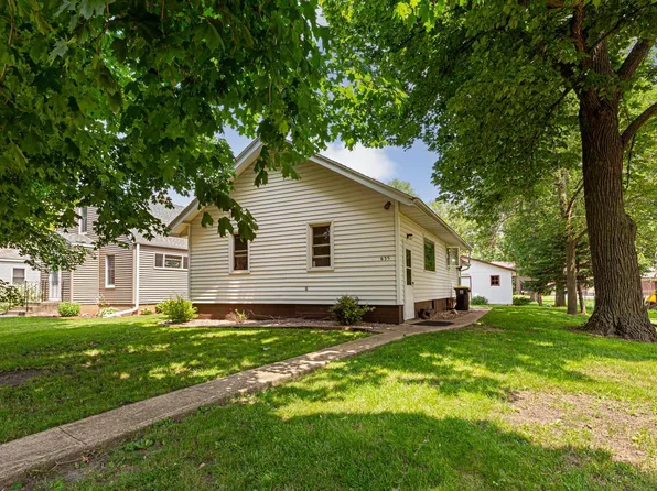 635 Columbus Ave, Westbrook, MN 56183