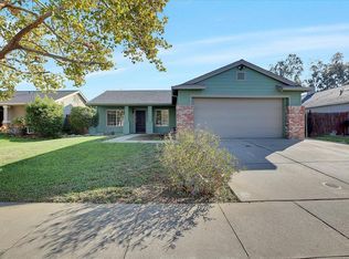 4137 Deaton Dr, Olivehurst, CA 95961