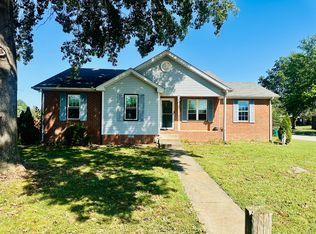 2100 Riverway Dr, Old Hickory, TN 37138