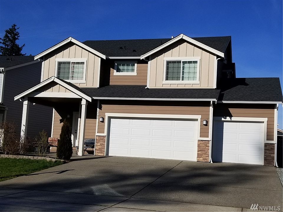 Built in 2014 this 5 bdrm / 3 bath home is practically new!  1 bdrm & 1 bath downstairs.  Large flat backyard that's fully fenced!