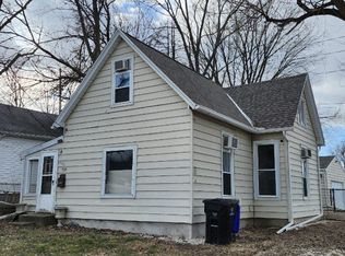 1328 N Mason St, Bloomington, IL 61701