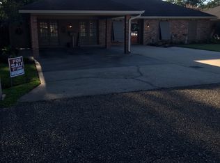 601 Omega Dr, Lafayette, LA 70506
