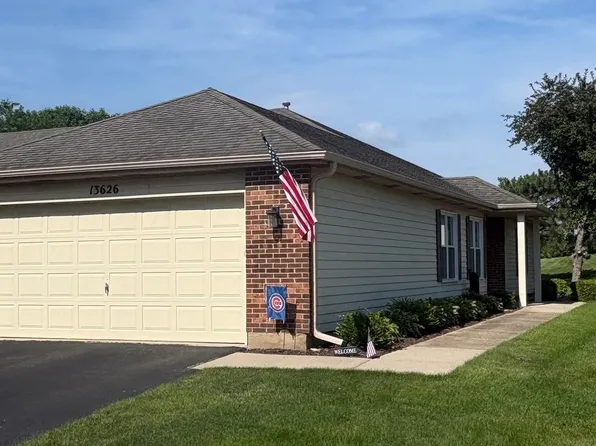 13626 S Magnolia Dr, Plainfield, IL 60544