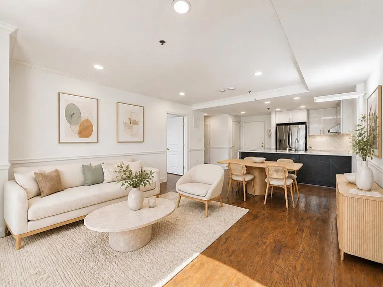 70 Adams St #3H — Photo 1