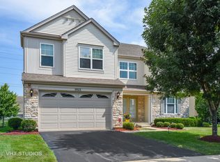5922 Betty Gloyd Dr, Hoffman Estates, IL 60192