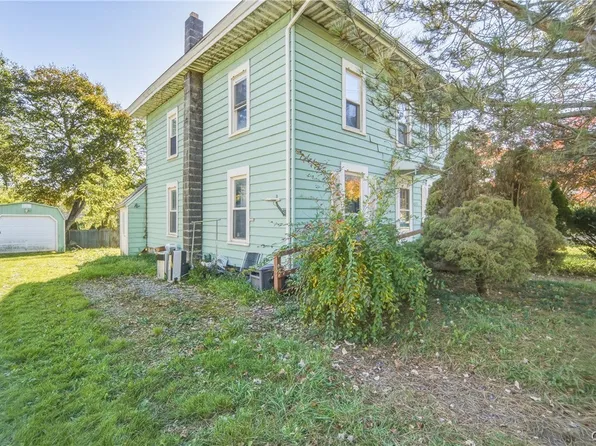 4378 S Onondaga Rd, Nedrow, NY 13120