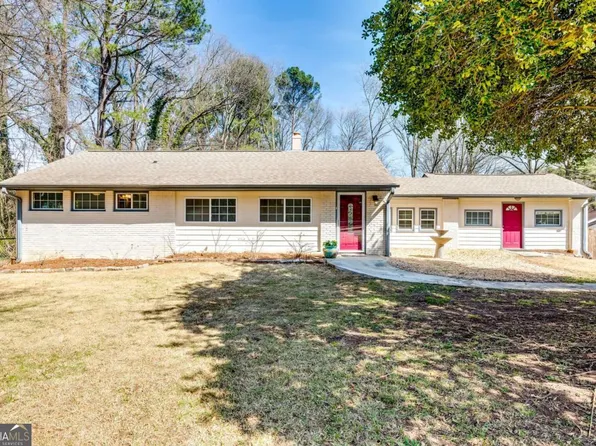 1584 S Hairston Rd, Stone Mountain, GA 30088