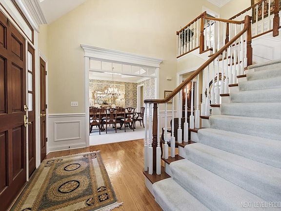 3rd image of 955 Harbor Town Ct