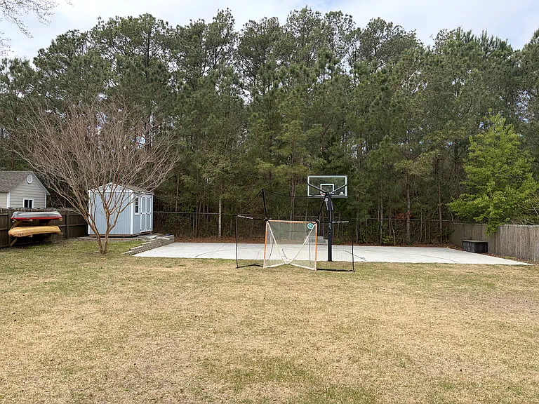 103 Hope Town Ct — Photo 42