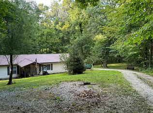 3347 W Indian Treaty Dr, Reelsville, IN 46171